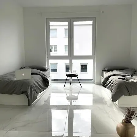Apartmán 4 111 Qm Kueche, Grosses Balkon, 2x Bad Auto Parkplatz Citynah Braunschweig