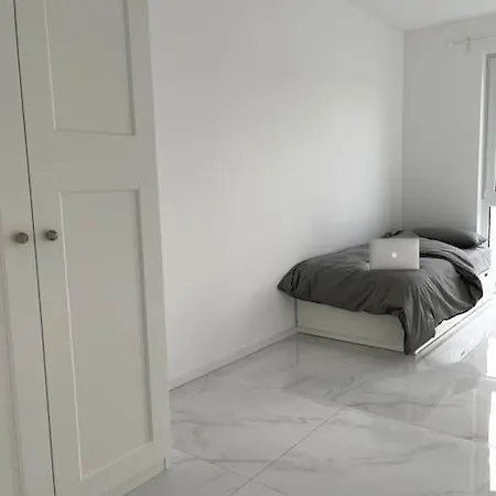 4 111 Qm Kueche, Grosses Balkon, 2x Bad Auto Parkplatz Citynah Braunschweig