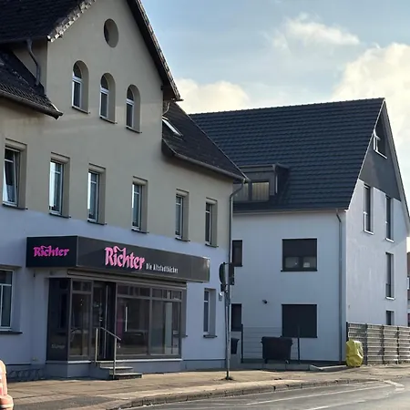 Apartmán 4 111 Qm Kueche, Grosses Balkon, 2x Bad Auto Parkplatz Citynah *