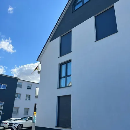 4 111 Qm Kueche, Grosses Balkon, 2x Bad Auto Parkplatz Citynah Brunszwik