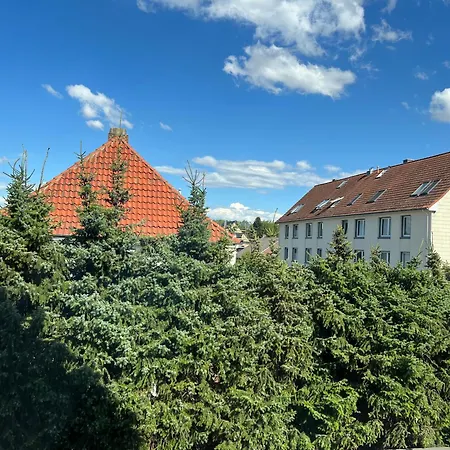 4 111 Qm Kueche, Grosses Balkon, 2x Bad Auto Parkplatz Citynah Apartament *